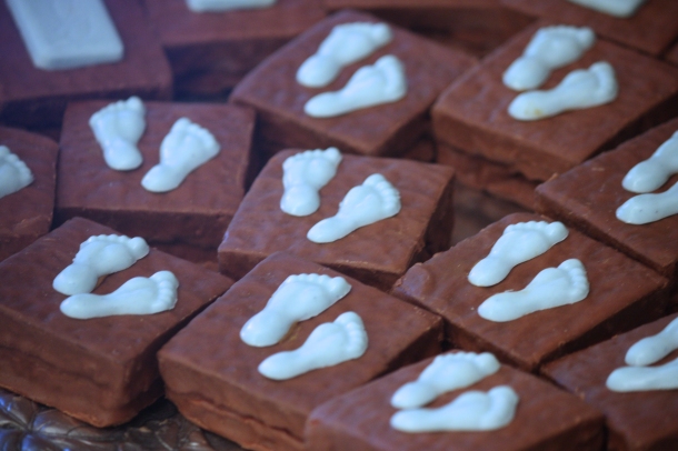 Mini Chocolate Cakes with Chocolate Baby Feet